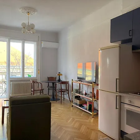 Mrsam Budapest-3