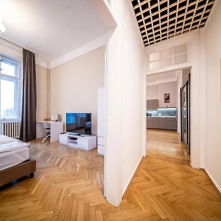 Budapest Grand Danube Suite-2