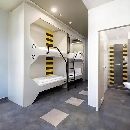 The Hive Party Hostel Budapest-3