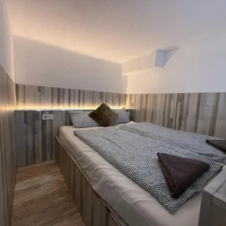 Km33 Apartments - Budapest - Hostaid-2