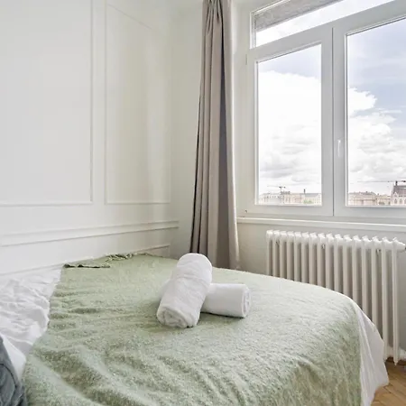 Breathtaking Panorama View 3Br Balcony-3