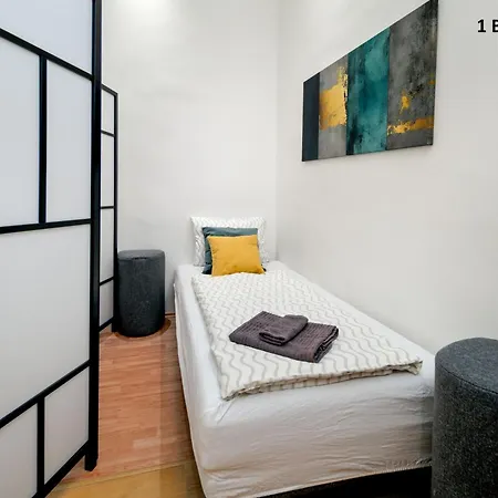 Kazincy Suites - 1Br Apt & Stylish Studio-2