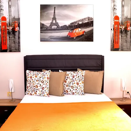 Paprika Apartment Grand-3