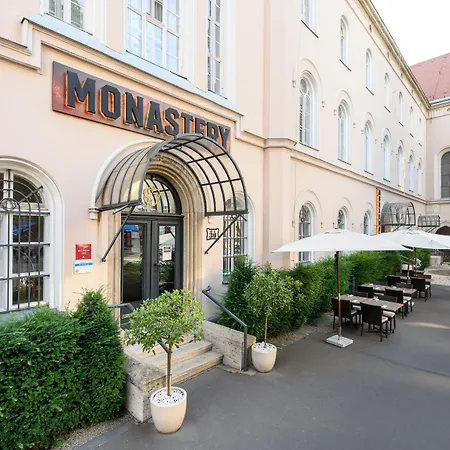 Monastery Boutique Hotel Budapest-2