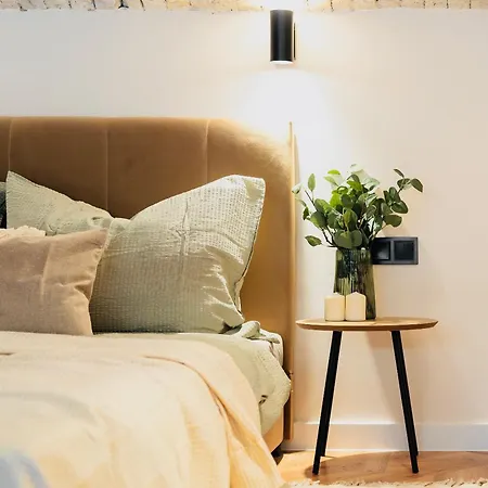 Central Luxe Studio-3