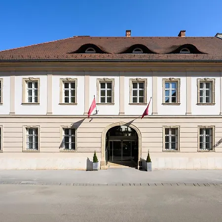 Buda Castle Hotel Budapest-3