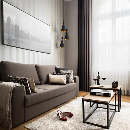 Brill Budapest Apartments 3-2