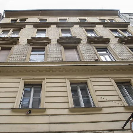 Viktoria Central Apartment-3
