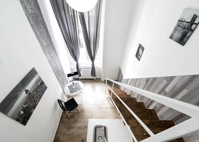 Rio'S Stylish Central Flats