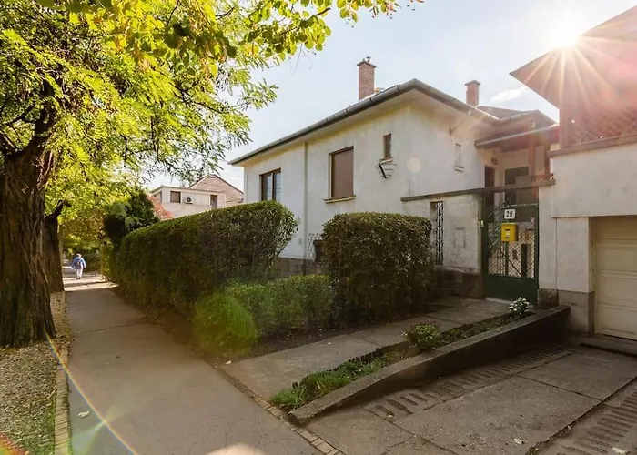 Deviza Apartments