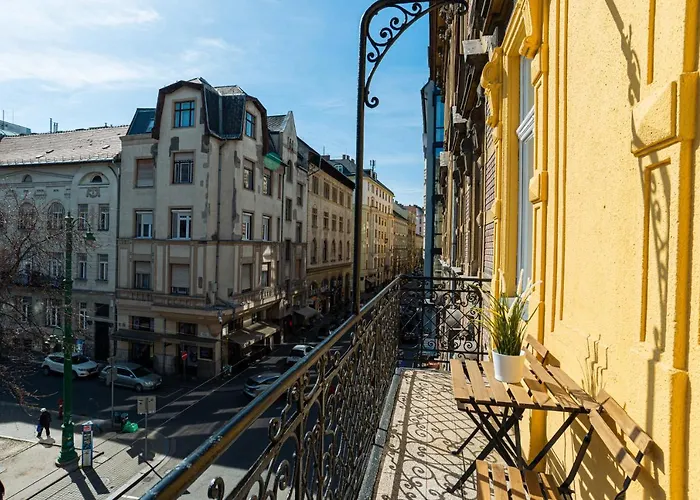 Terrace Vuvu - Apartment With Balcony In The Heart Of Budapest