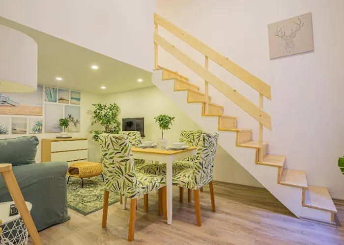 Cosy flat in Akácfa str., Aya