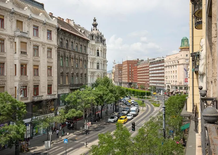 GDE Károly Apartmant