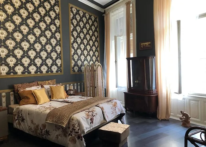 Secession Luxury