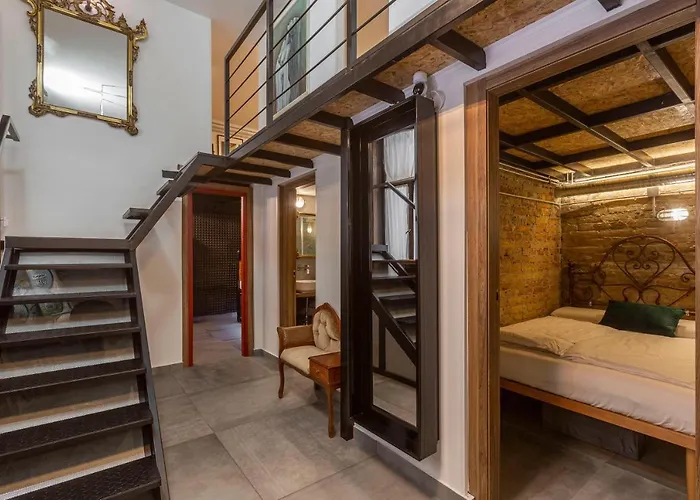 Address Royal Loft