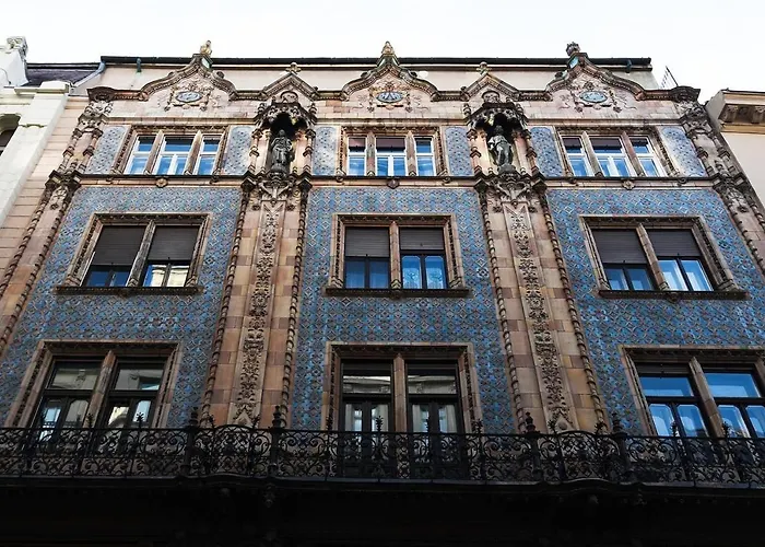 Ultra Central And Stylish Apartment With Ac