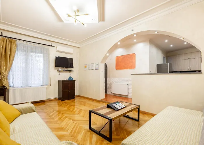 Mari&Emi Flat In Corvin