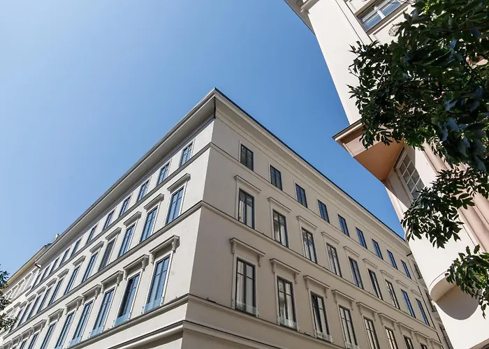 K40 Double Bedroom In The City Center