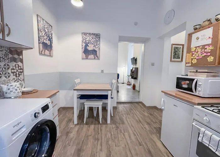 Downtown Apartment Near New York Cafe Budapeszt, Węgry