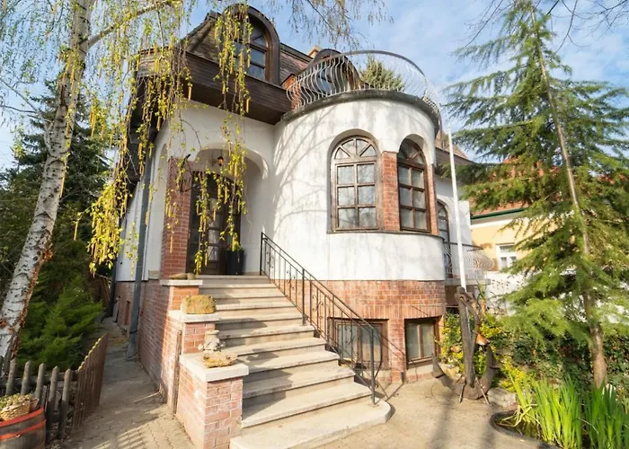Villa Butterfly