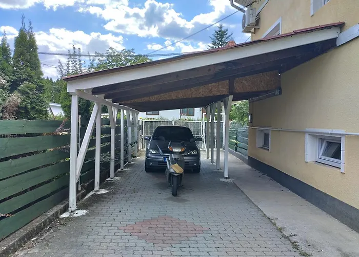 Mark'S House