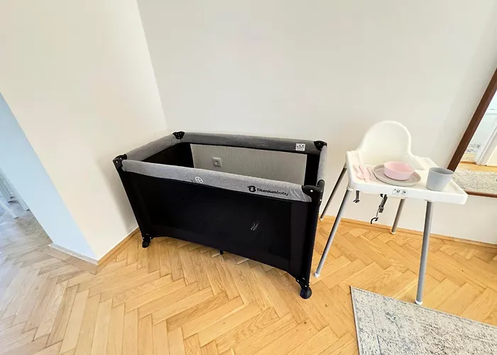 Spacious And Freshly Renovated