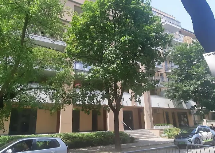 Sunny Apartment