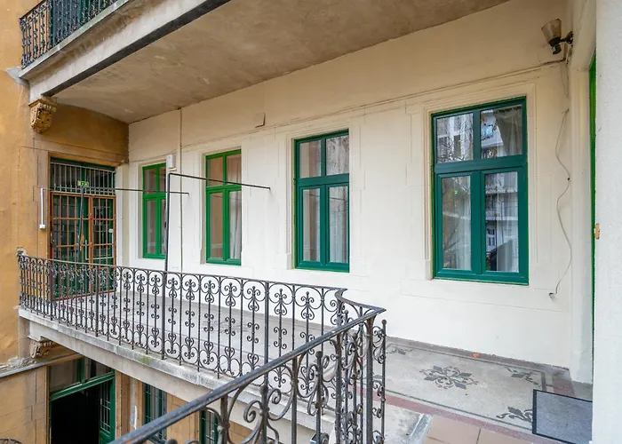Bazilika-D45 Premium Suites