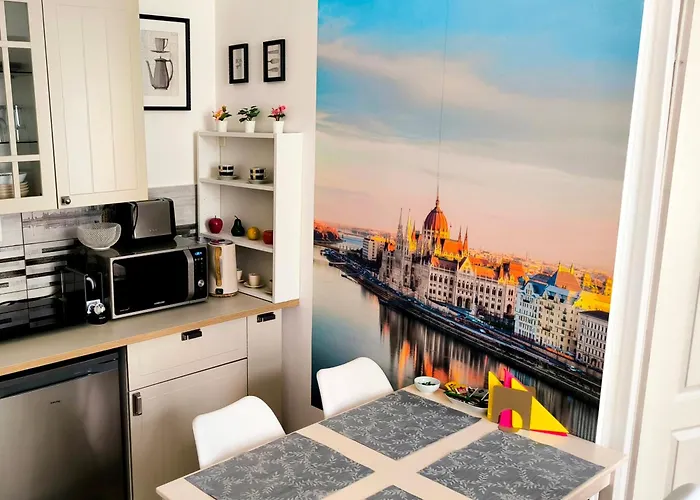 Margaret & Violet - Stylish Central Apartments Next To Grand Boulevard Budapest, Hungary