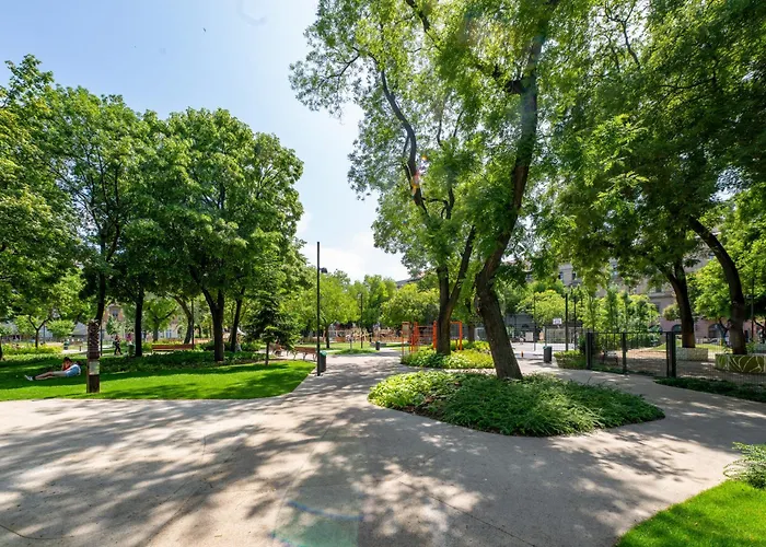 Budapest Central Artpark Suites