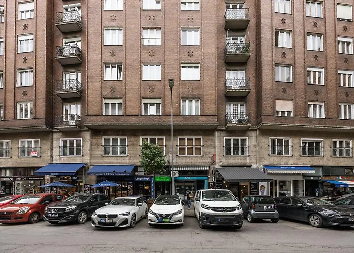 Madach Studio - Heart Of Budapest