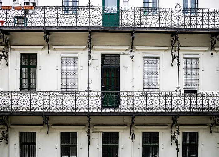 Charming Studio s In Central