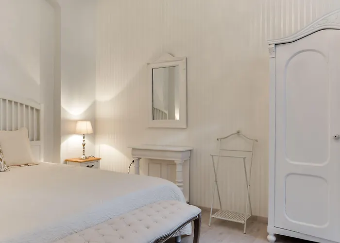 Chestnut & Eliza Suites