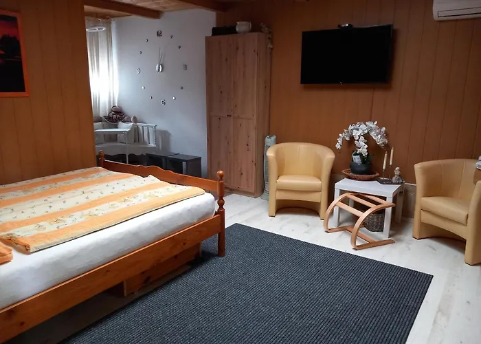 Bpr P3 Lodge With A/C