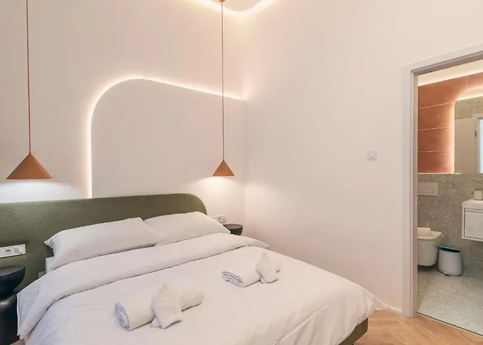 A27- Boutique s, Best Location By Bqa