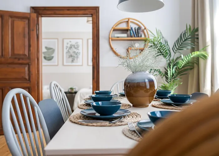 Blue Peace Downtown Apartment