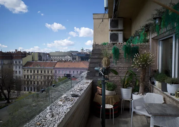 Vista Suites 1-2