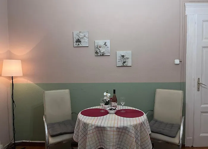 White Ship Apartman