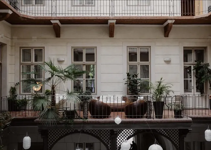 Harmonia Palace - Historic