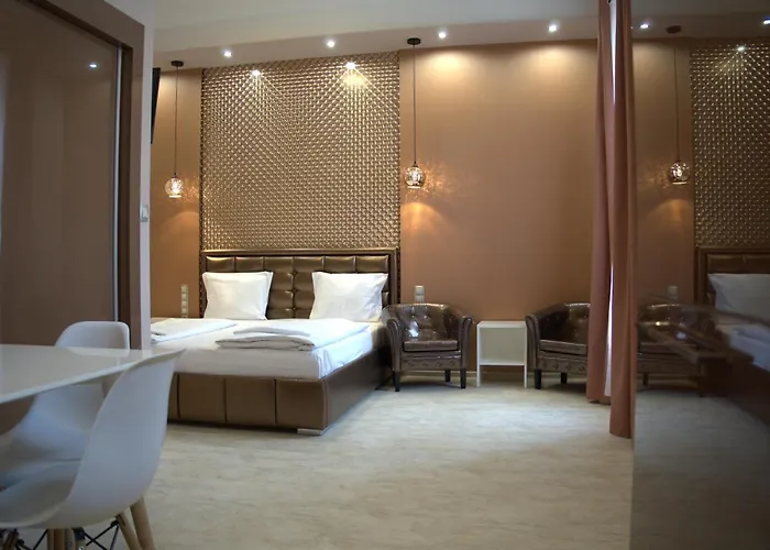 A13 Apartments - Budapest - Hostaid