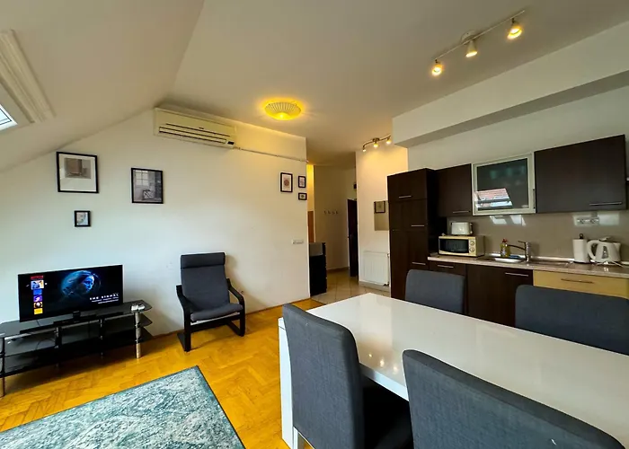 Midtown Apartments - Easy Check-In&Parking