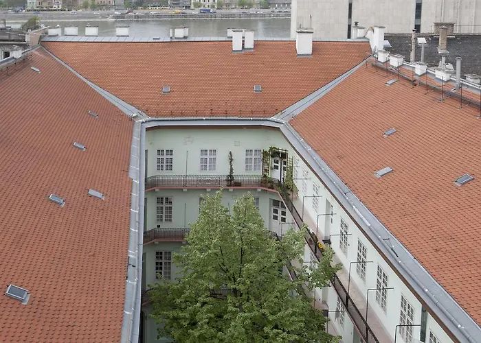 Aurora Apartment Danube View