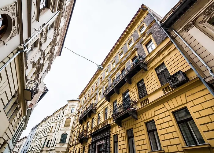 Urbano Styles Downtown Budapest