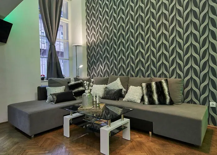 Feel Different Apartment