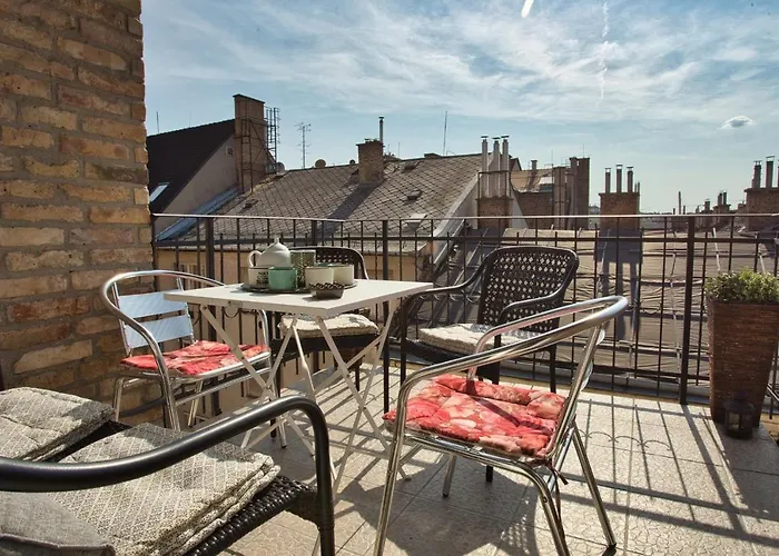 Terrace Sky Lounge